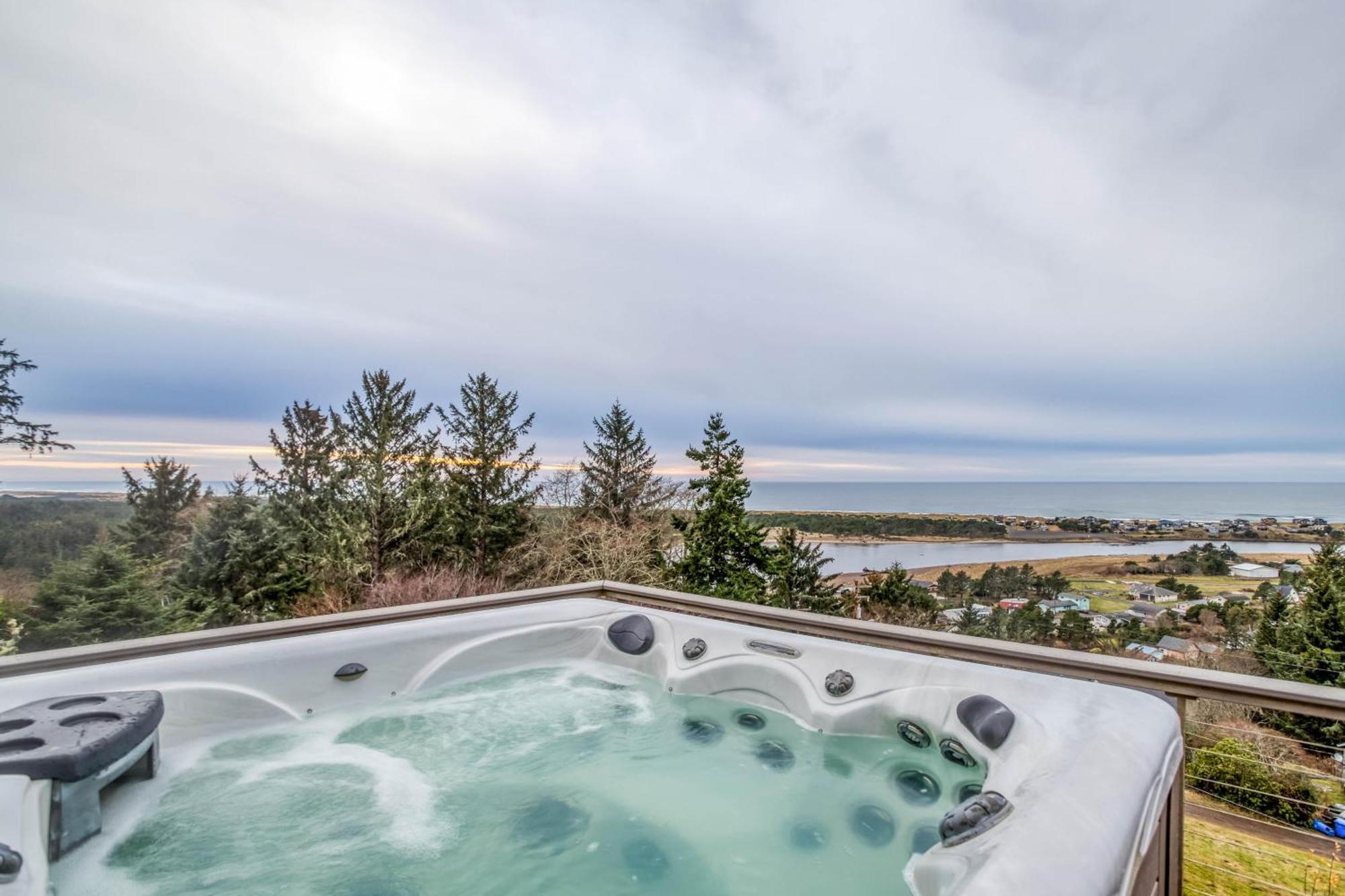 Pelican Villa Пасифик-Сити Экстерьер фото