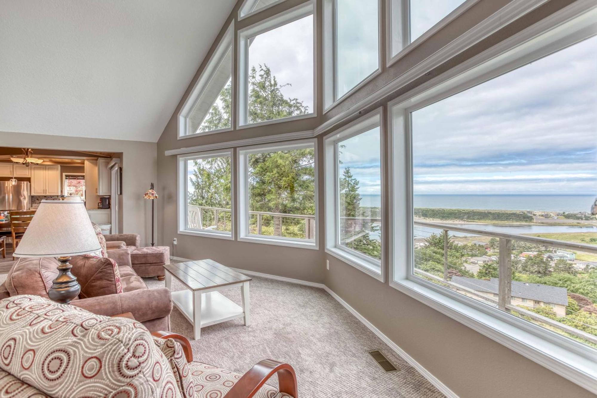 Pelican Villa Пасифик-Сити Экстерьер фото